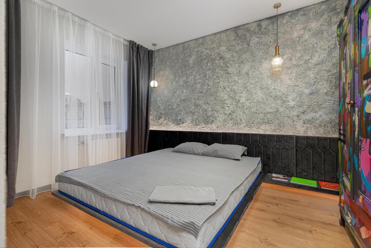 Bloody Lisa Design Apartment โอเดสซา ภายนอก รูปภาพ